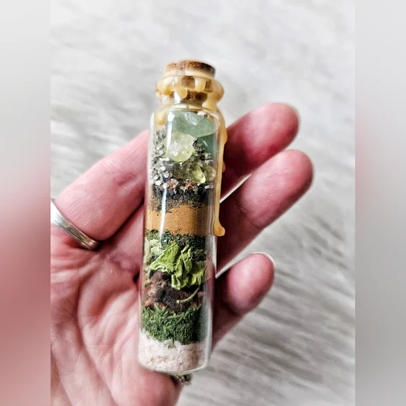 Business Savvy Spell Jar - Picture 3 of 3